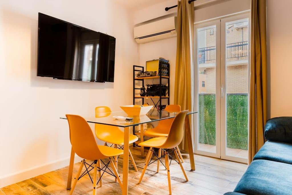 Apto Centrico, 2 Aparcamientos Privados, Bicis Seville Luaran gambar