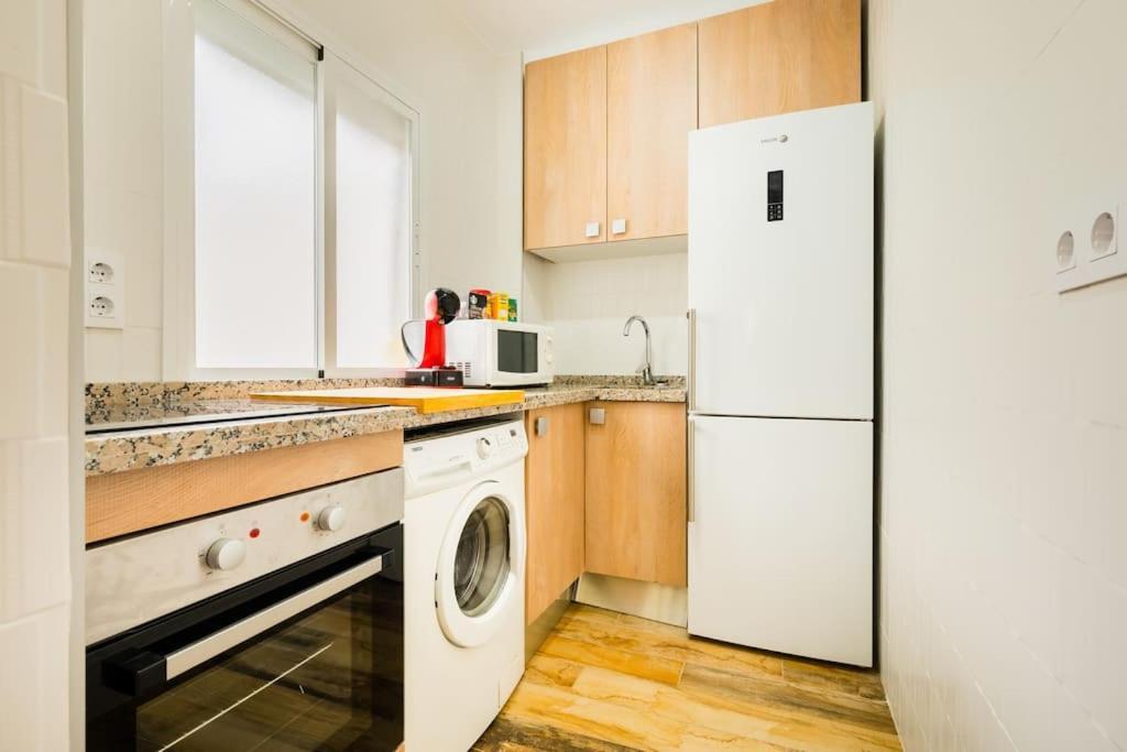 Apto Centrico, 2 Aparcamientos Privados, Bicis Seville Luaran gambar