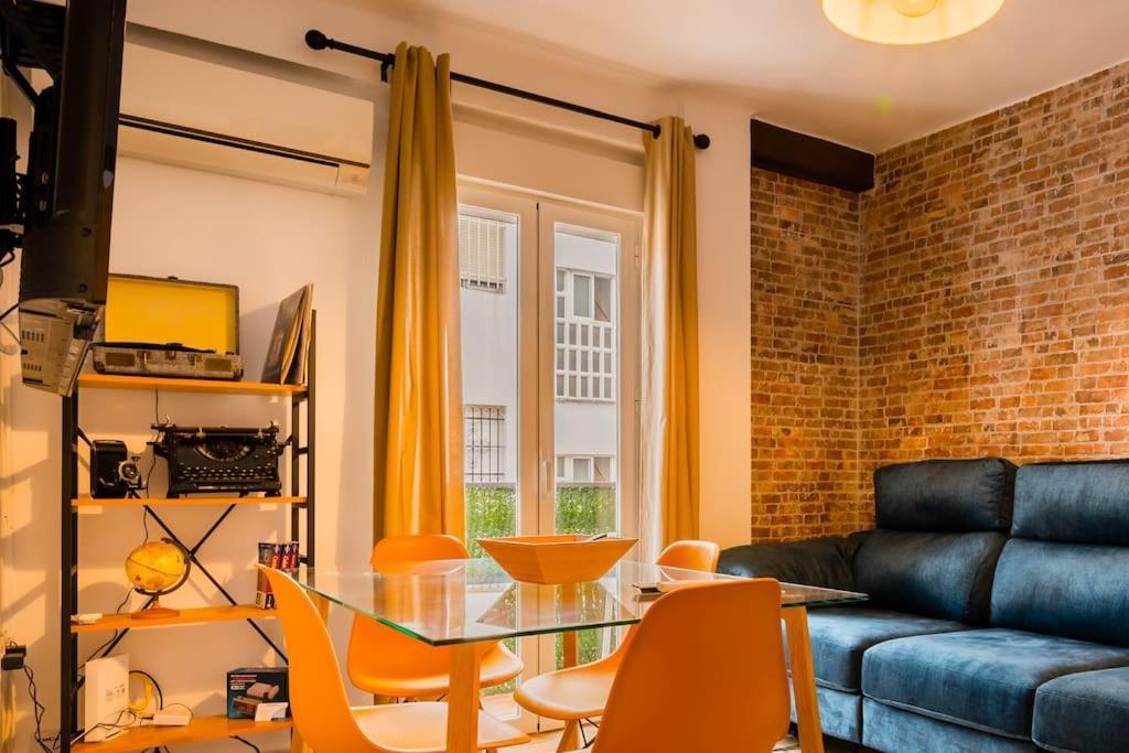 Apto Centrico, 2 Aparcamientos Privados, Bicis Seville Luaran gambar